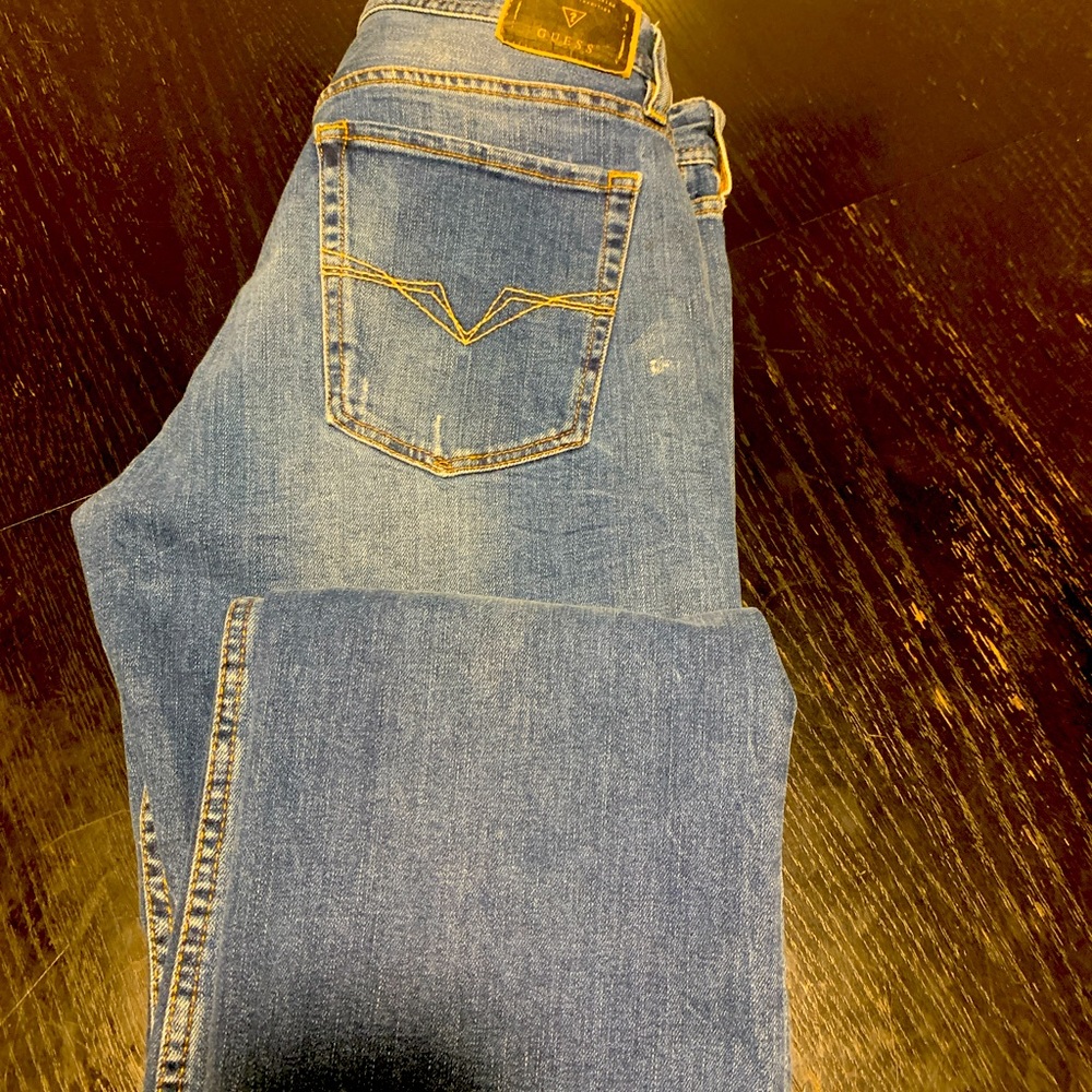 Straight leg Guess jeans